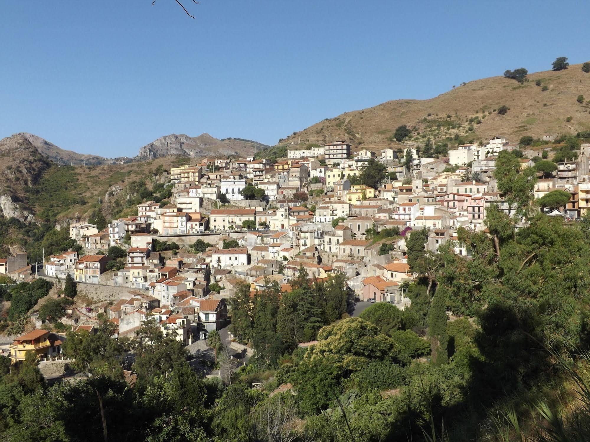 Albergo Diffuso Borgo Gallodoro Экстерьер фото