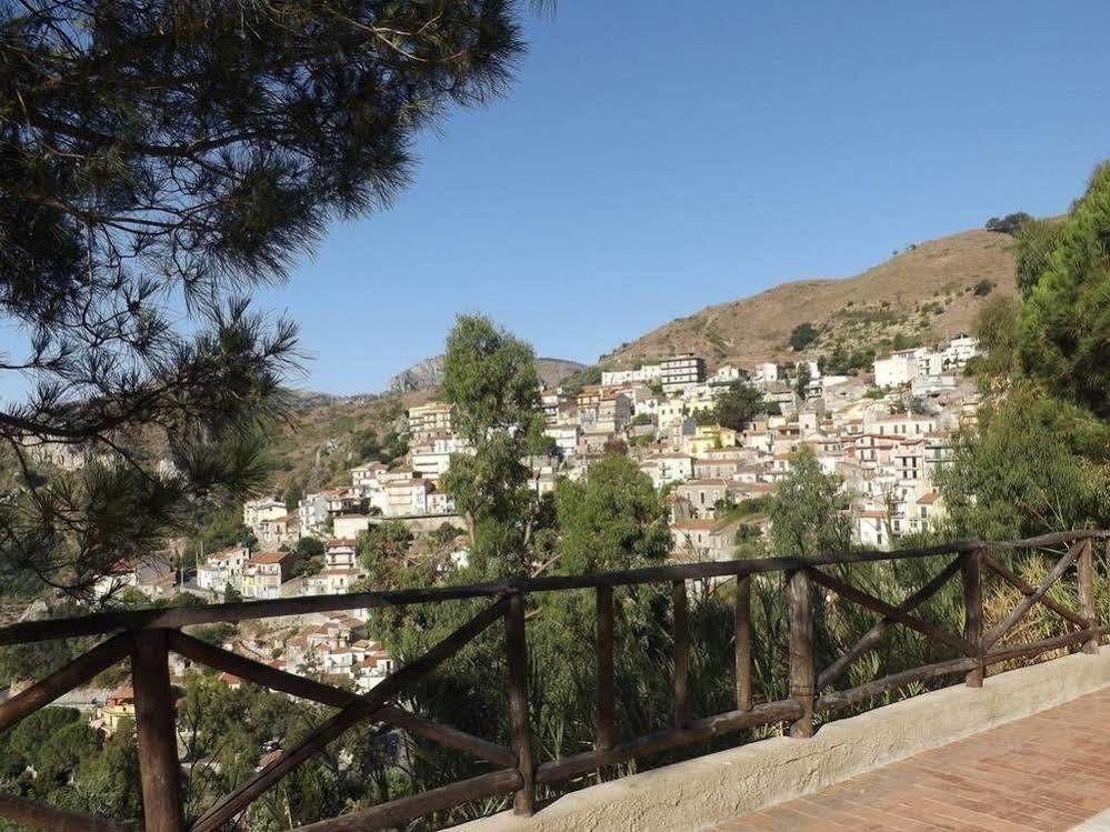 Albergo Diffuso Borgo Gallodoro Экстерьер фото